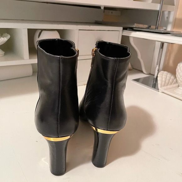 Anne Klein gorgeous boots with gold design heels - Picture 8 of 15